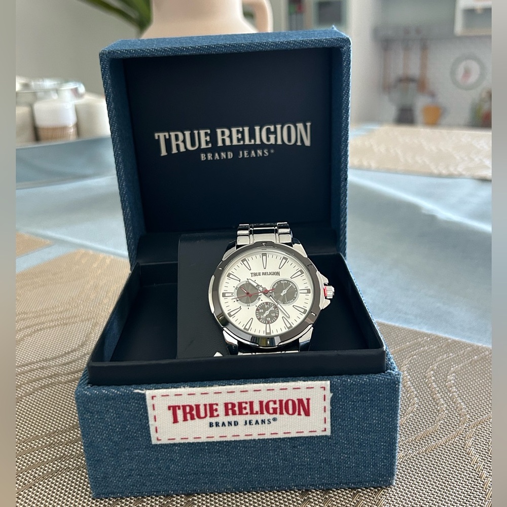 🌁True Religion Men's Chronograph Bracelet Watch (New With Tags)🌁
